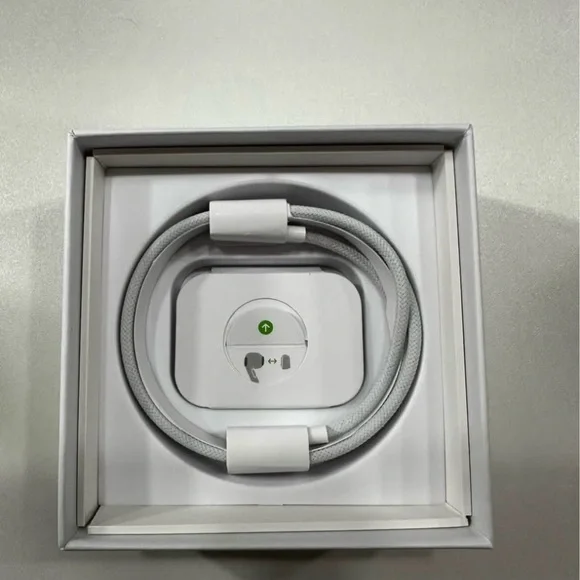 Apple White AirPods Pro Wireless Headset